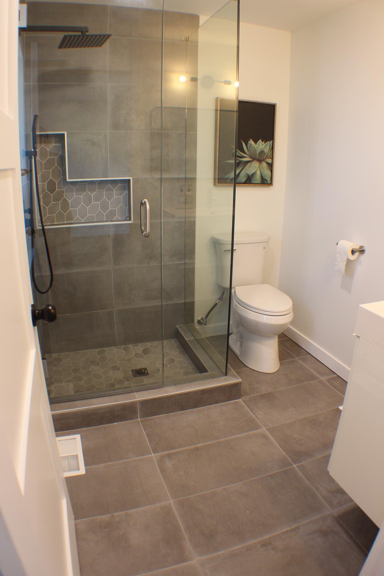 Seattle Full Home Remodel- washroom